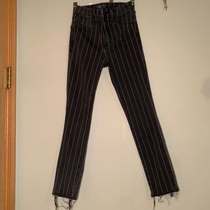 Abercrombie & Fitch High Rise Super Skinny Jeans